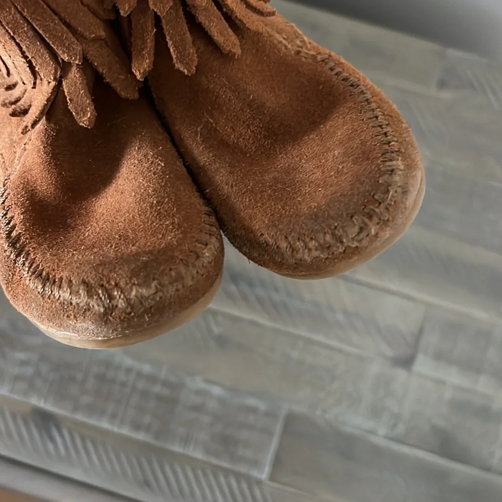 Minnetonka Double Fringe Side Zip Boot